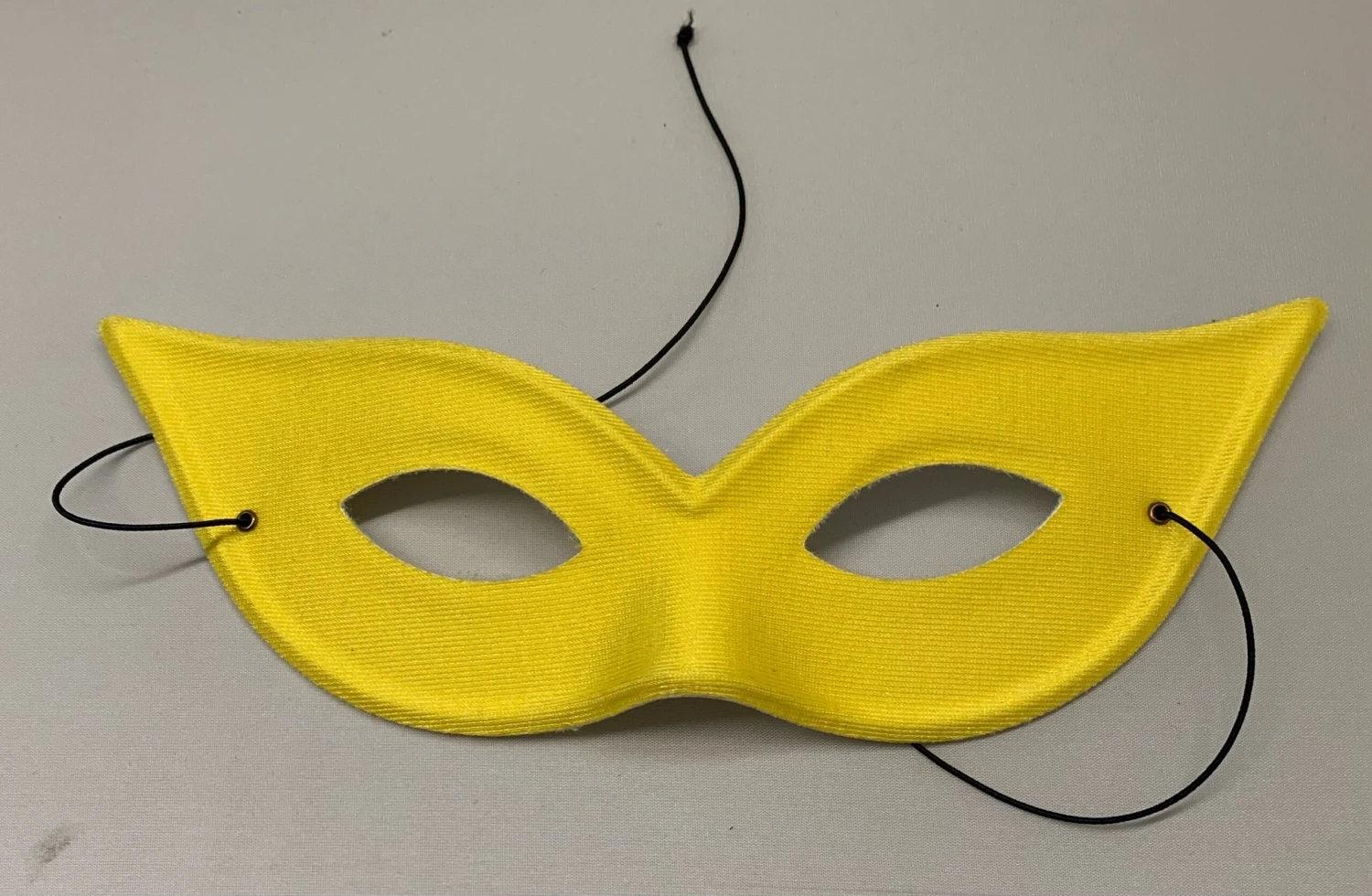 Solid Color Italian Harlequin Half Mask 6 Solid Color Italian Harlequin Half Mask - Image 6