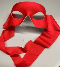 Italian Super Hero Mask With Cloth Ties - Red