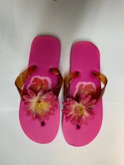 Forum Novelties Hawaiian Luau Flip Flops With Flower